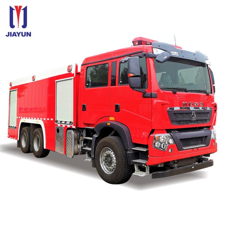 Camión de bomberos combinado de espuma Sinotruk Howo 11T de polvo seco-
